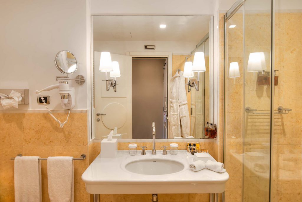 47 boutique bathroom rome cruise port hotels