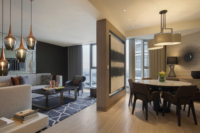 al bandar rotana lounge dubai cruise port hotels