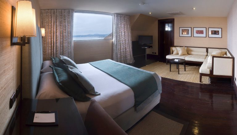 casa higueras superior valparaiso cruise port hotels