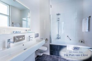 die poort van cleve bathroom amsterdam cruise port hotels