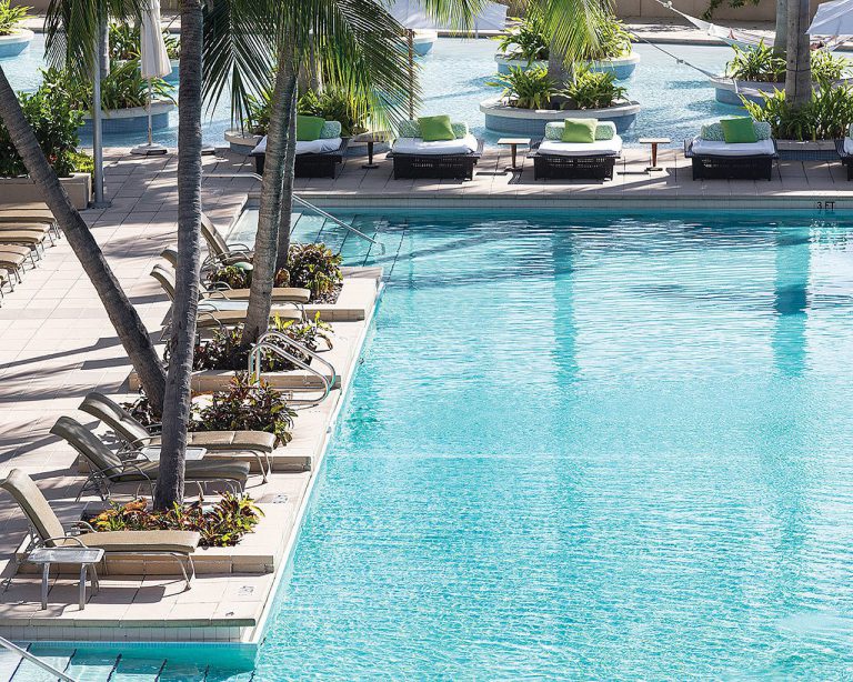 four seasons pool2 miami cruise port hotels