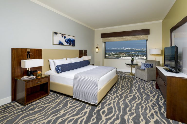 intercontinental miami guestroom1 cruise port hotels