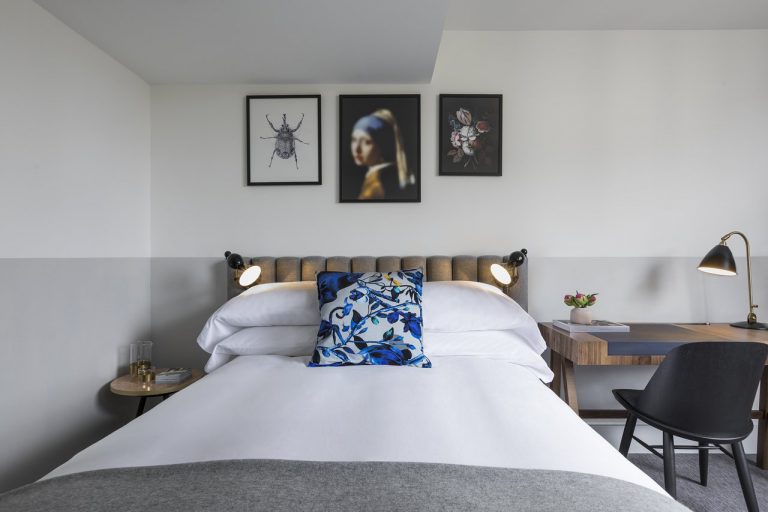 kimpton de witt guestroom1 amsterdam cruise port hotels