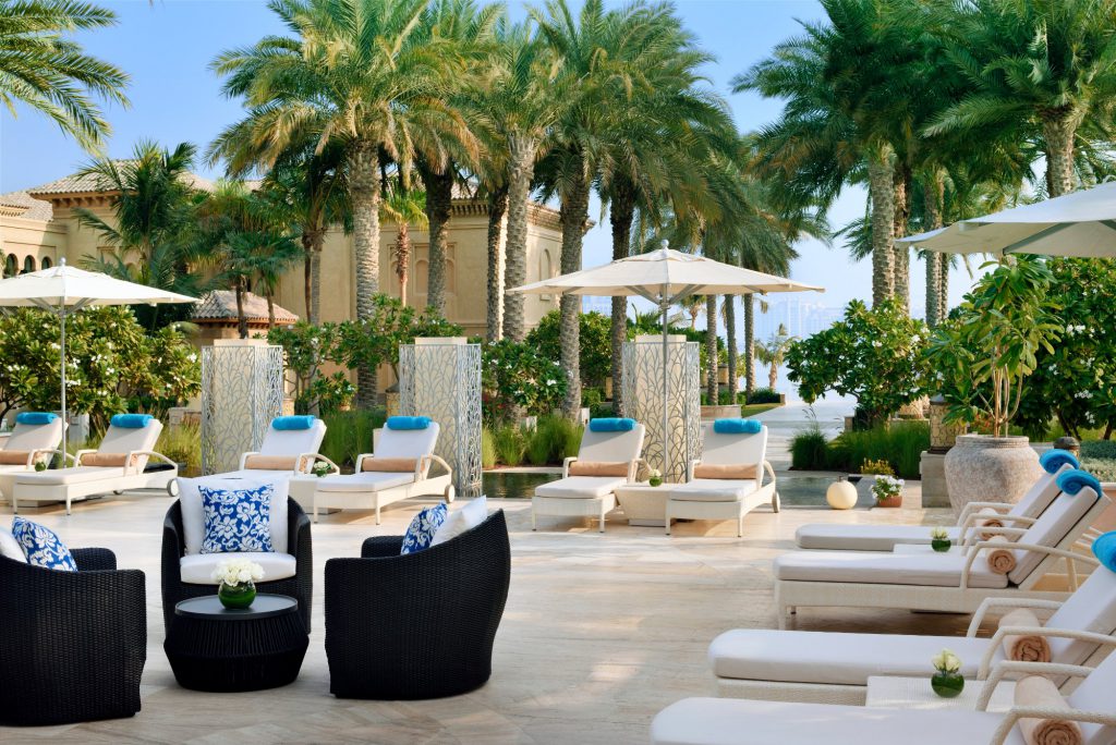 one and only the palm pool dubai cruise port hotels
