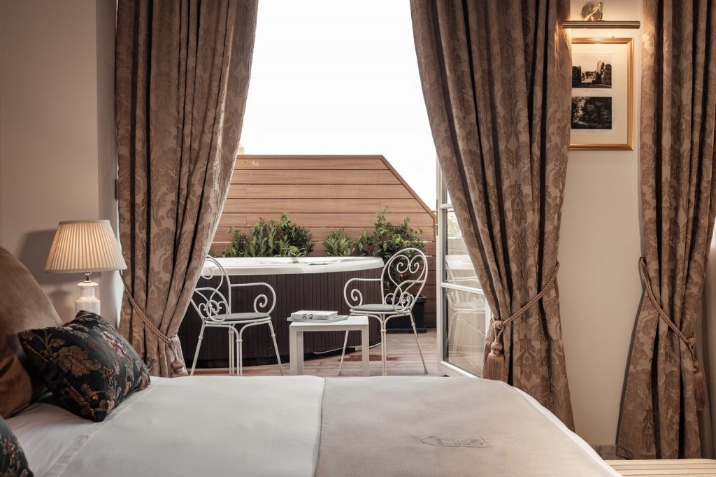 palais lebrun valetta suite1 cruise port hotels