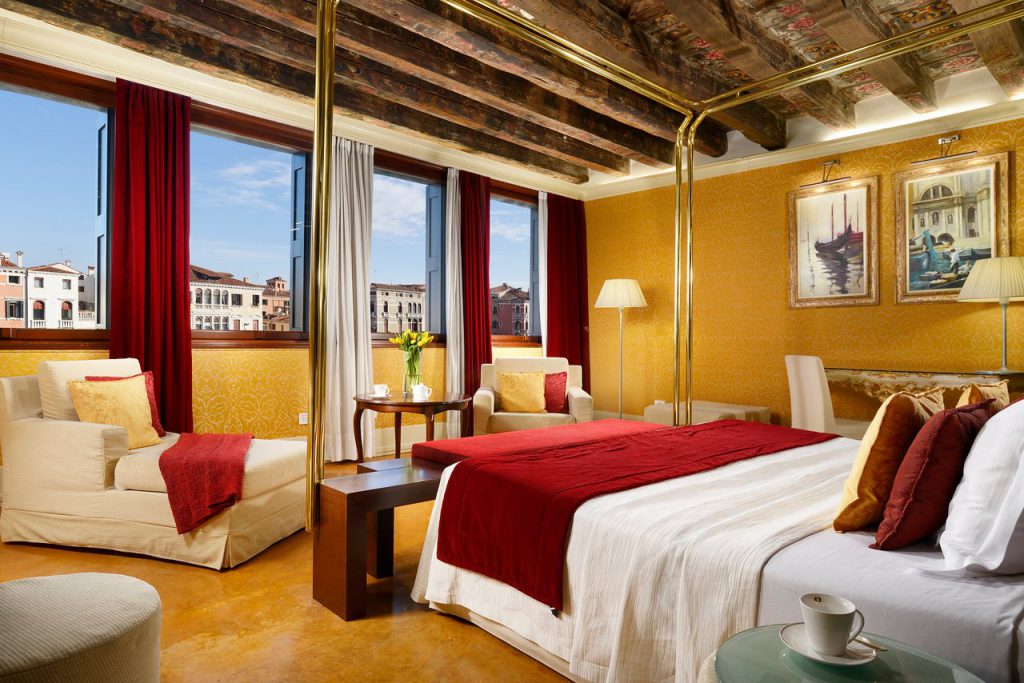 palazzo giavanelli junior venice cruise port hotels