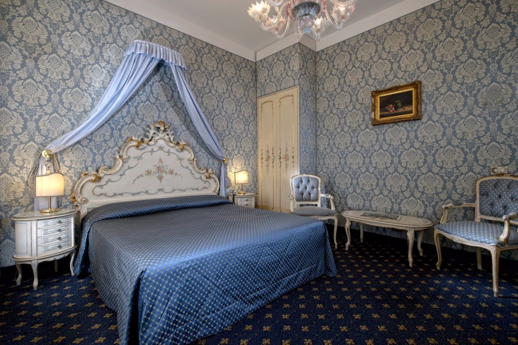 rialto venice room cruise port hotels