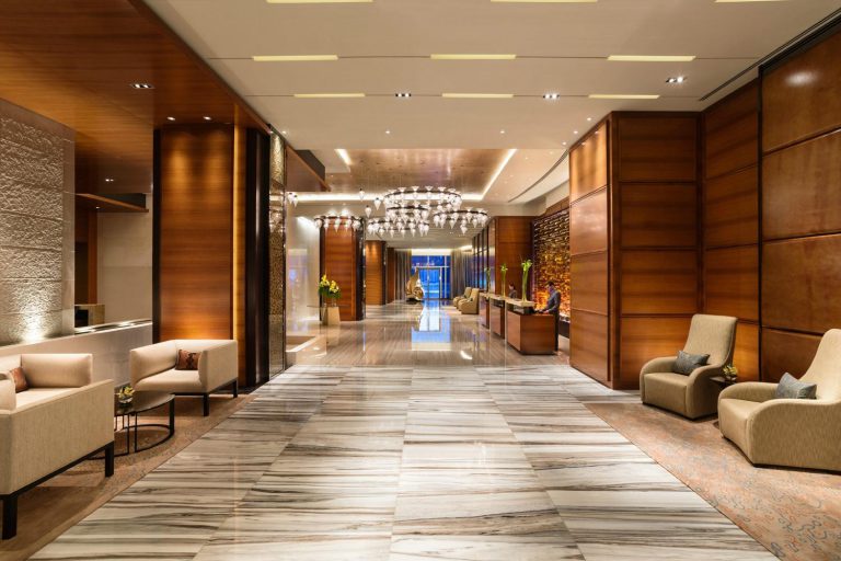 rosewood abu dhabi lobby1 cruise port hotels