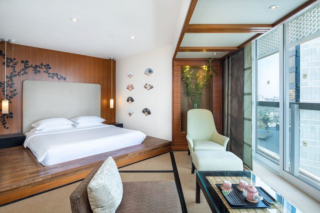 sheraton dubai creek room cruise port hotels