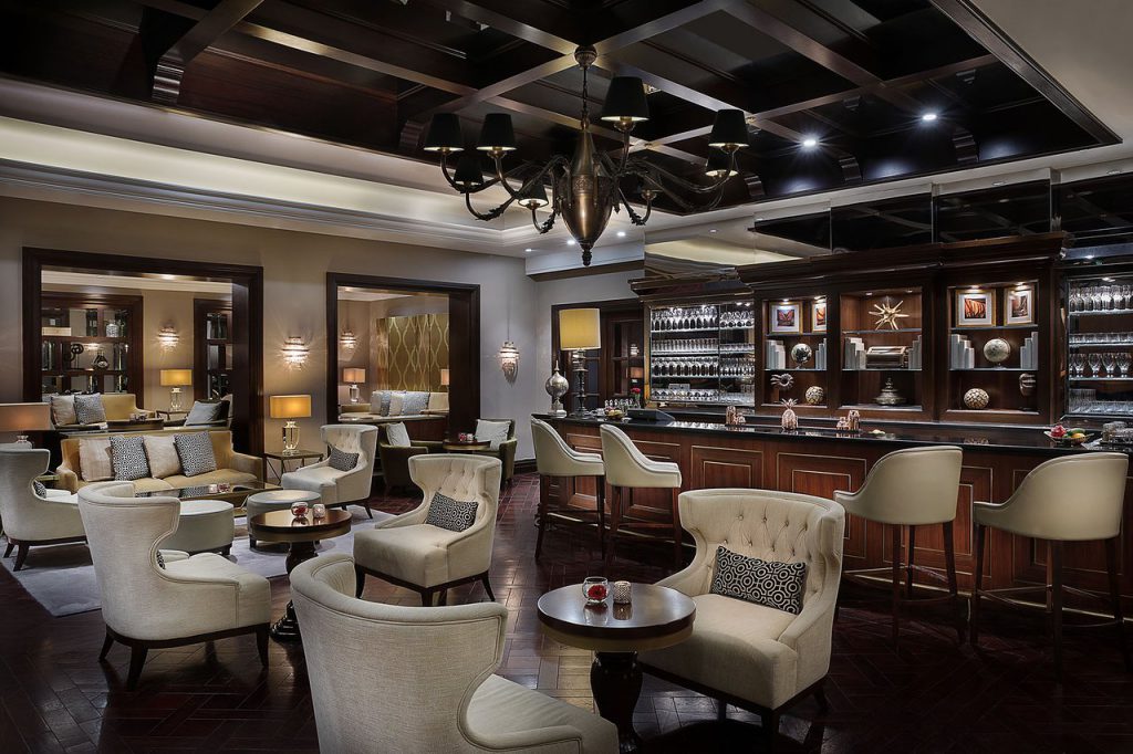 the ritz carlton dubai bar cruise port hotels