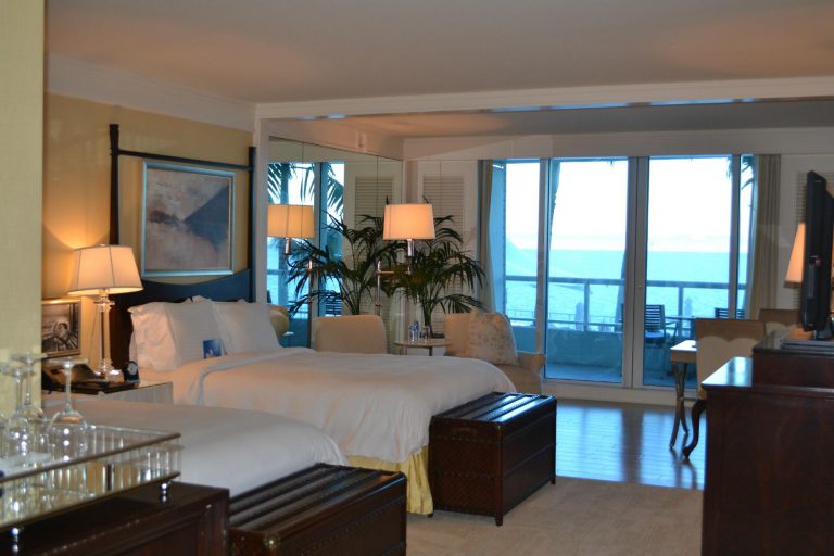 the ritz carlton fort lauderdale room cruise port hotels