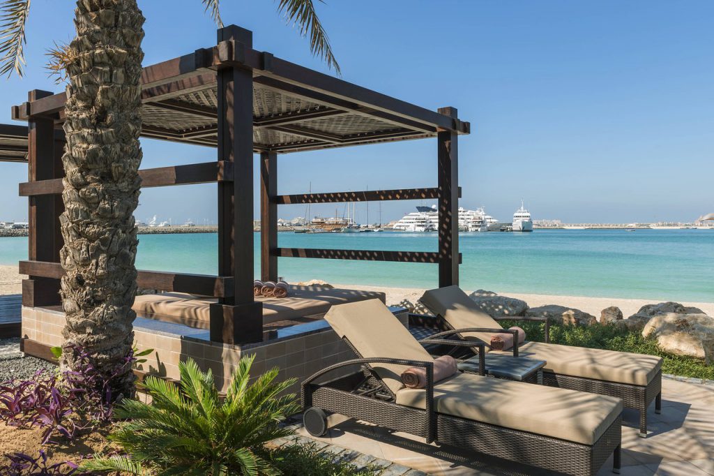 westin mina seyahi poolbeds dubai cruise port hotels