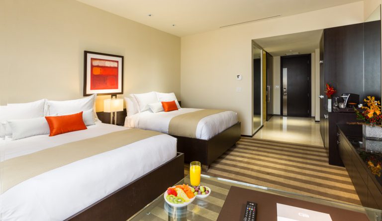 EB MIAMI room1 cruise port-hotels
