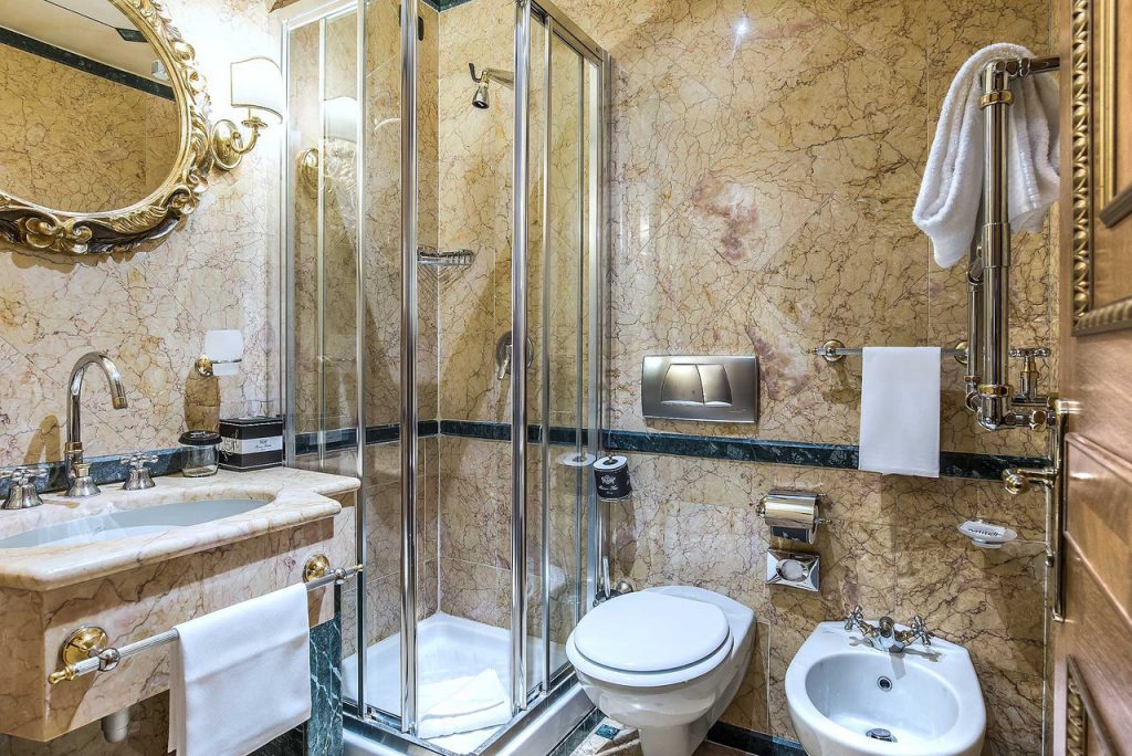River Palace bathroom Rome cruise port hotels