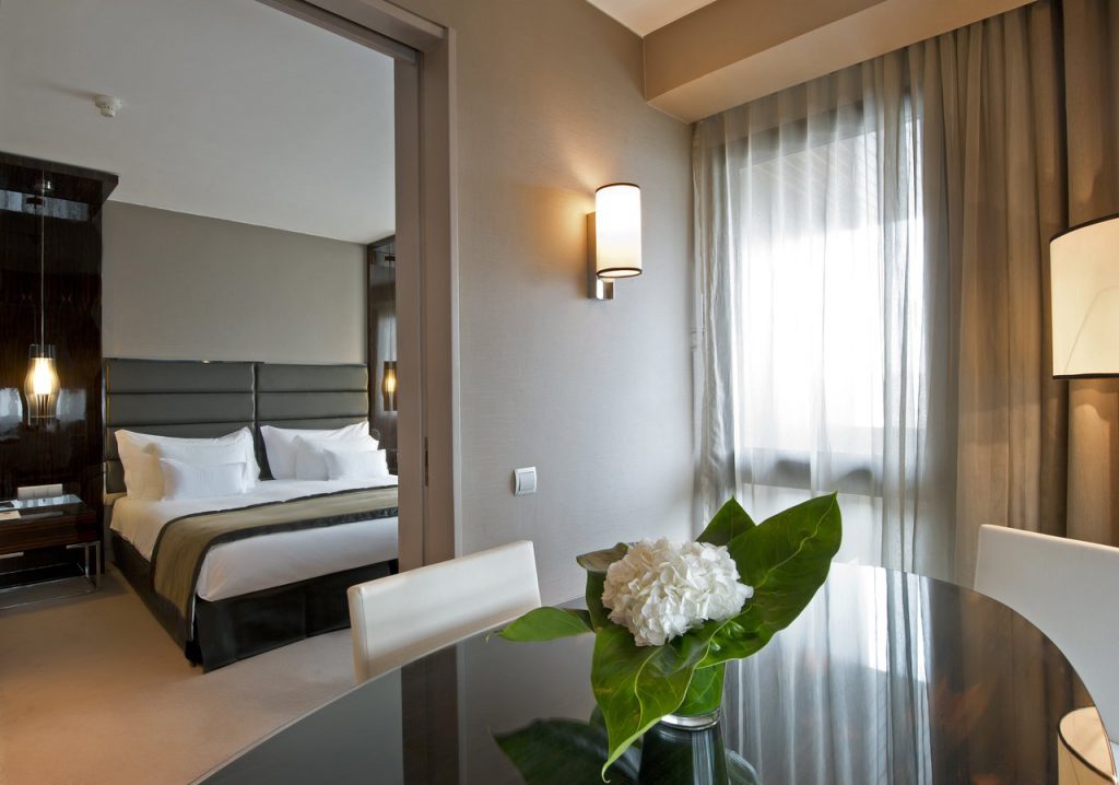 altis grand room1 Lisbon cruise port hotels