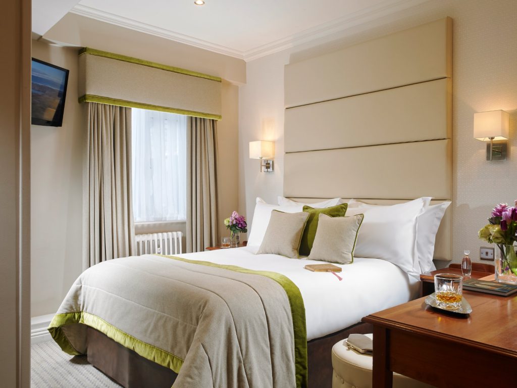 buswells dublin room cruise port hotels