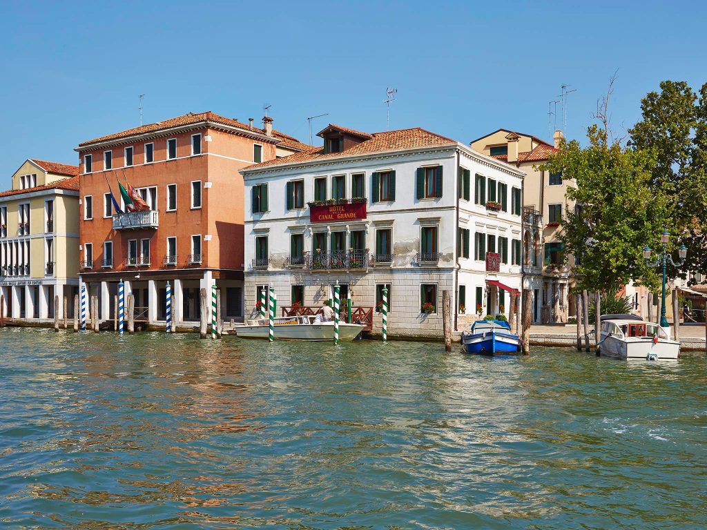 canal grande exterior cruise port hotels