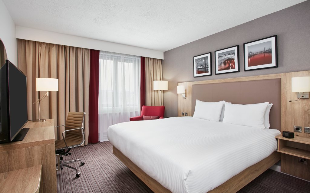 hilton dublin room cruise port hotels