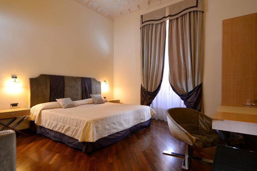 hotel golden room3 Rome cruise port hotels