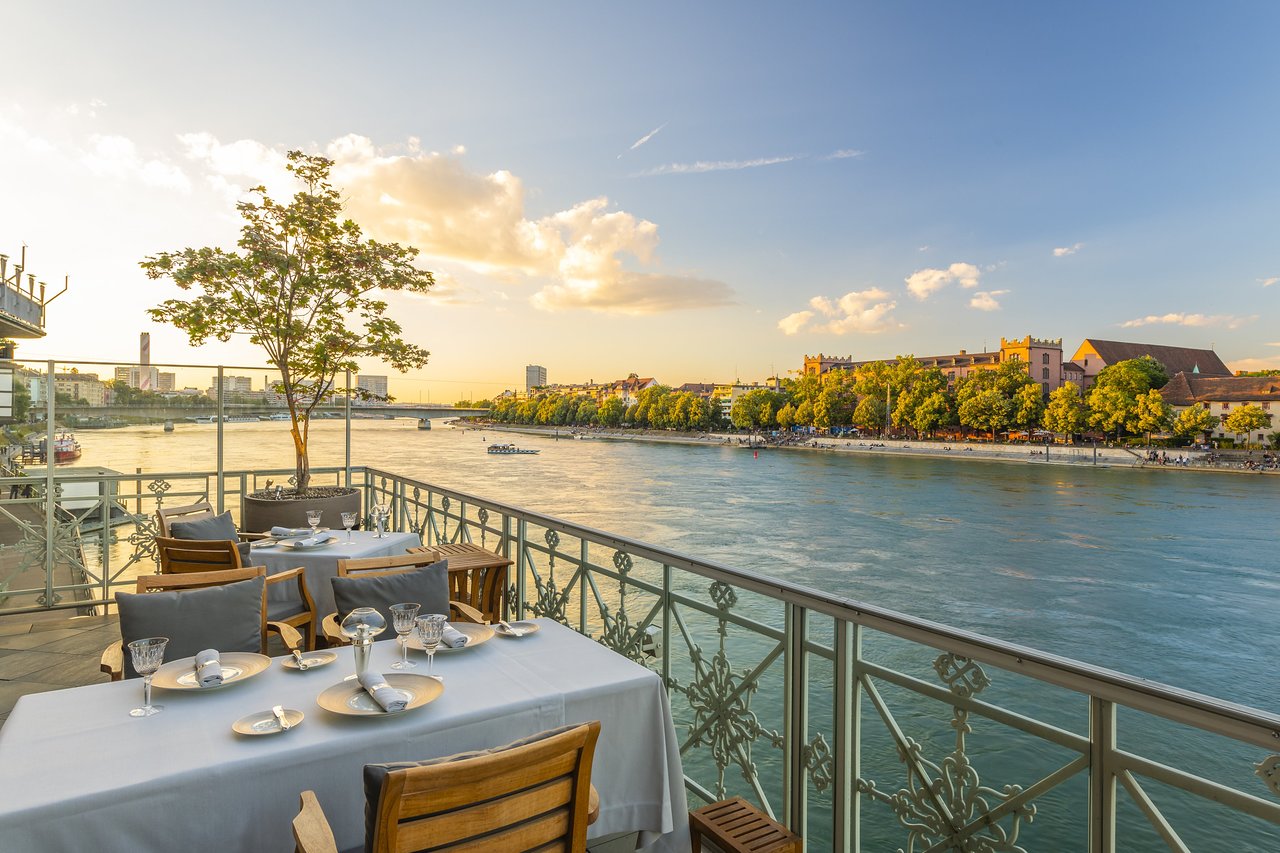 les trois- rois restaurant1 basel cruise port hotels