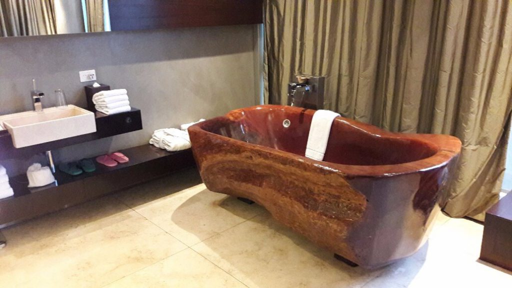 mio buenos aires bathroom cruise port hotels