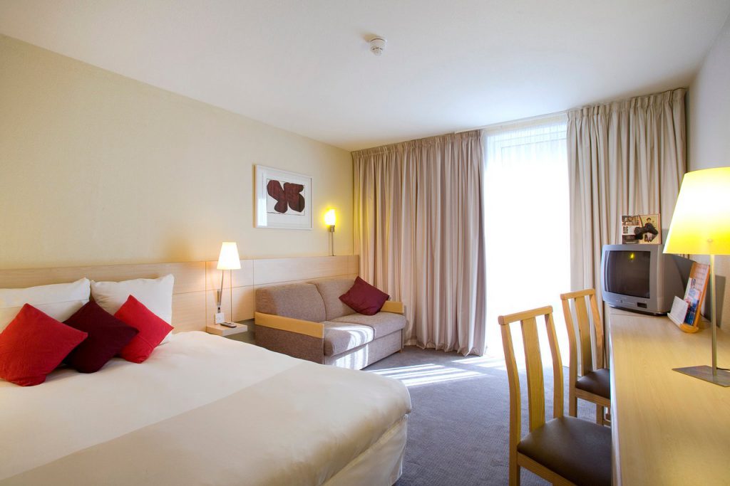 novotel Southampton room cruise port hotels