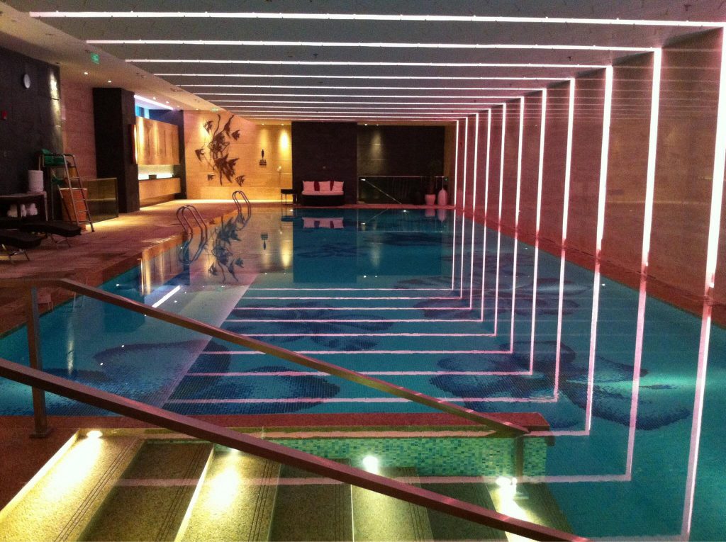 shanghai marriott shanghai pool cruise port hotels