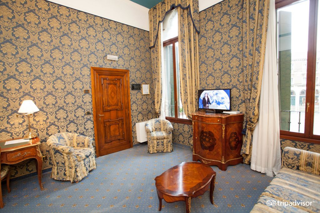 al ponte antico room1 venice cruise port hotels