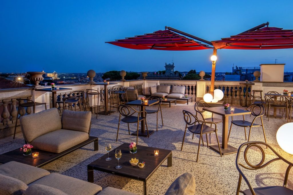 Savoi rome rooftop1 cruise port hotels