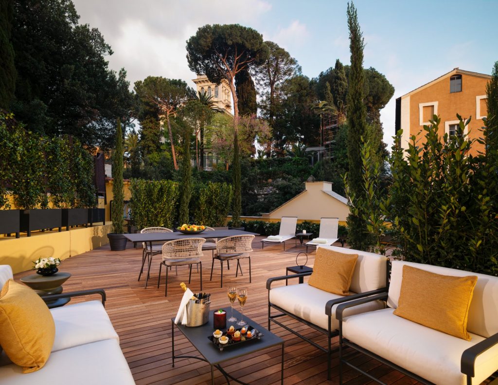 hotel-eden-Rome-terrace-cruise port hotels