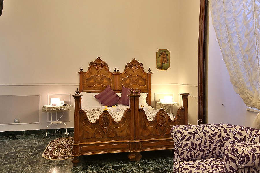 Alibrandi Palace room2