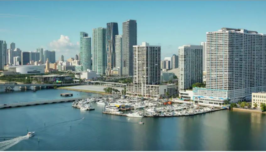 Double tree by Hilton Biscayne Bay Miami exterior