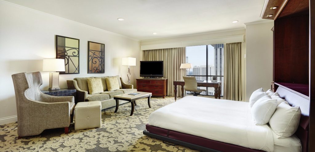 hilton-new-orleans-riverside-room-cruise-port-hotels