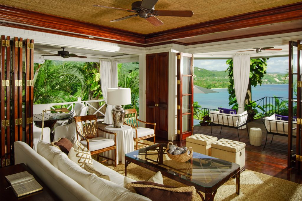 Grand Pineapple Villa Suite Living Room