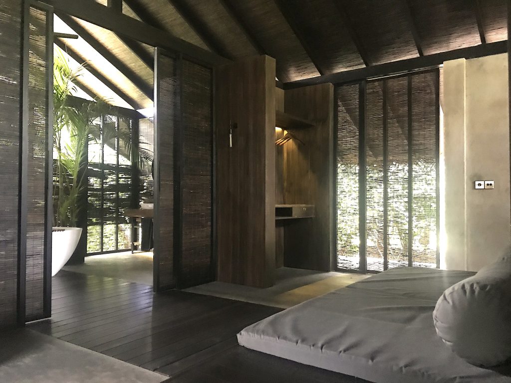 IMG_Premier_Sofa-bathroom