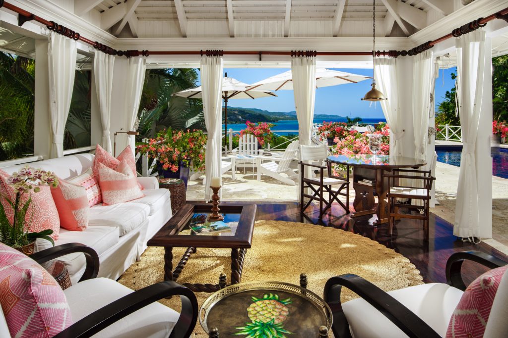 Master Villa Suite Living Room