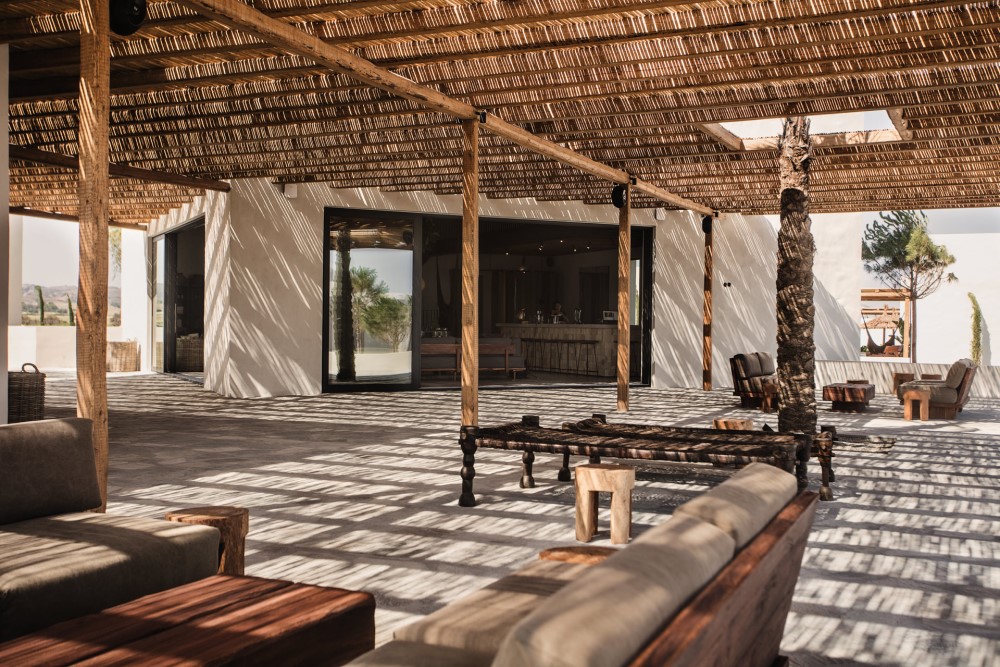 OKU-Kos-laidback-luxury-hotel-exterior_by_Georg-Roske_057_LowRes-1