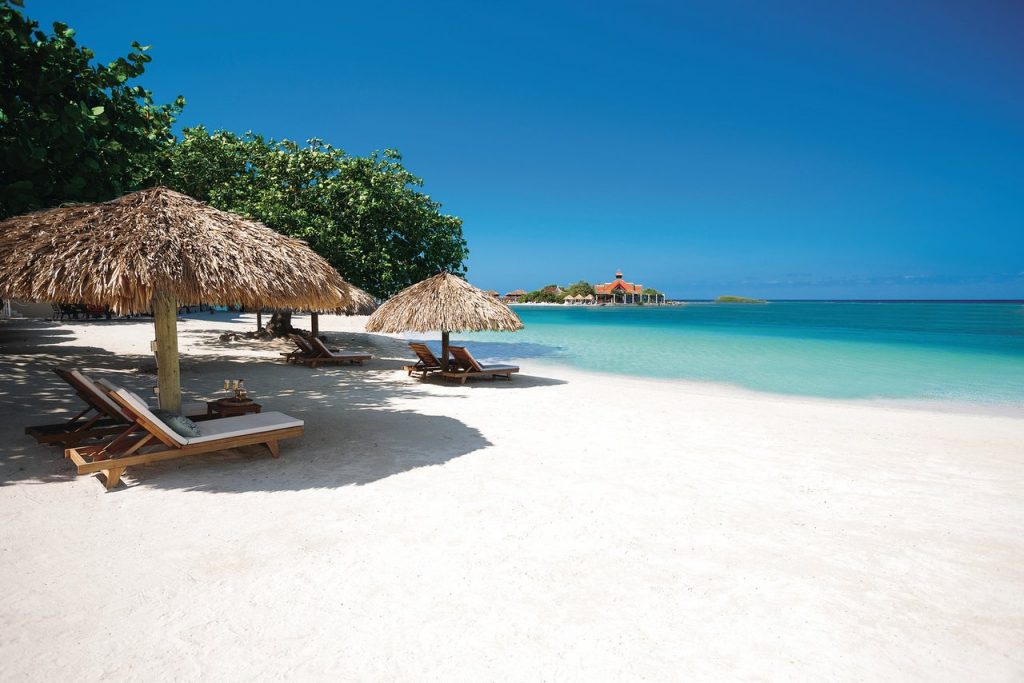 sandals-royal-caribbean (8)