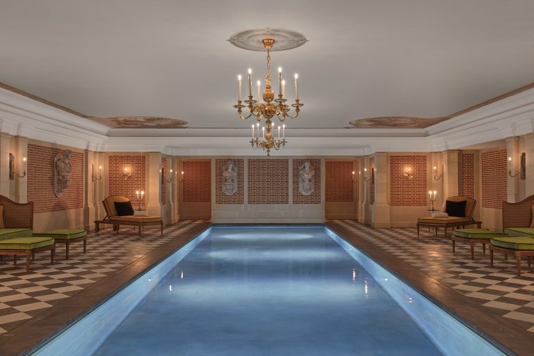 Spa-Piscine-interieure