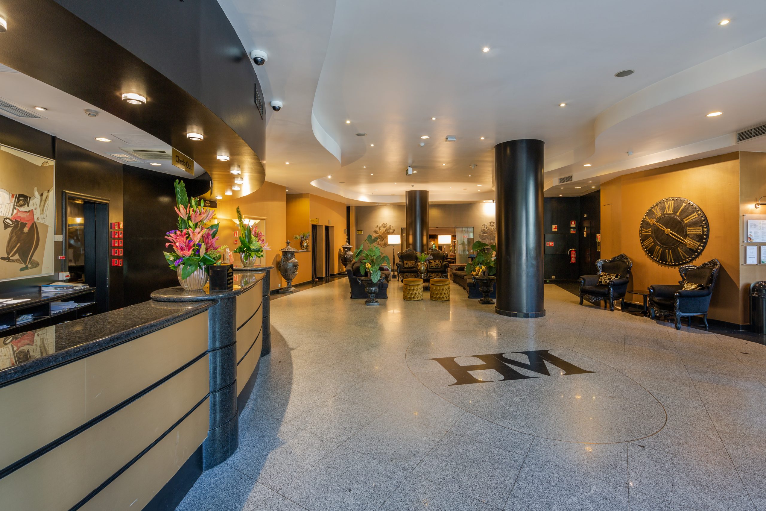 Hotel Mundial Lobby Reception